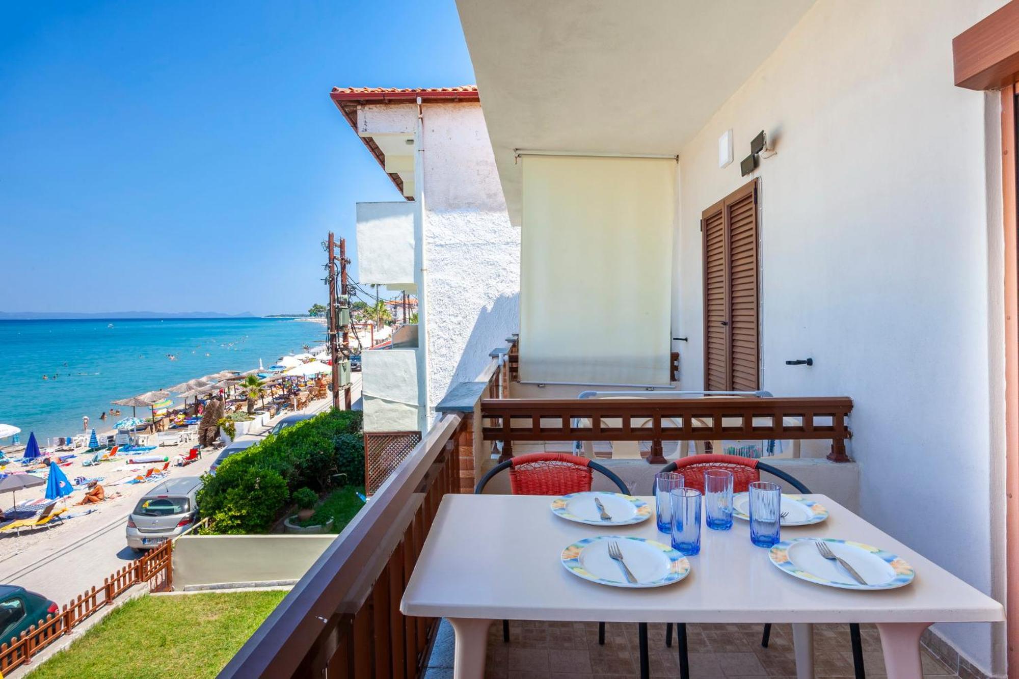 Rafaella Sea View Apartments 2 Pefkochori Bagian luar foto