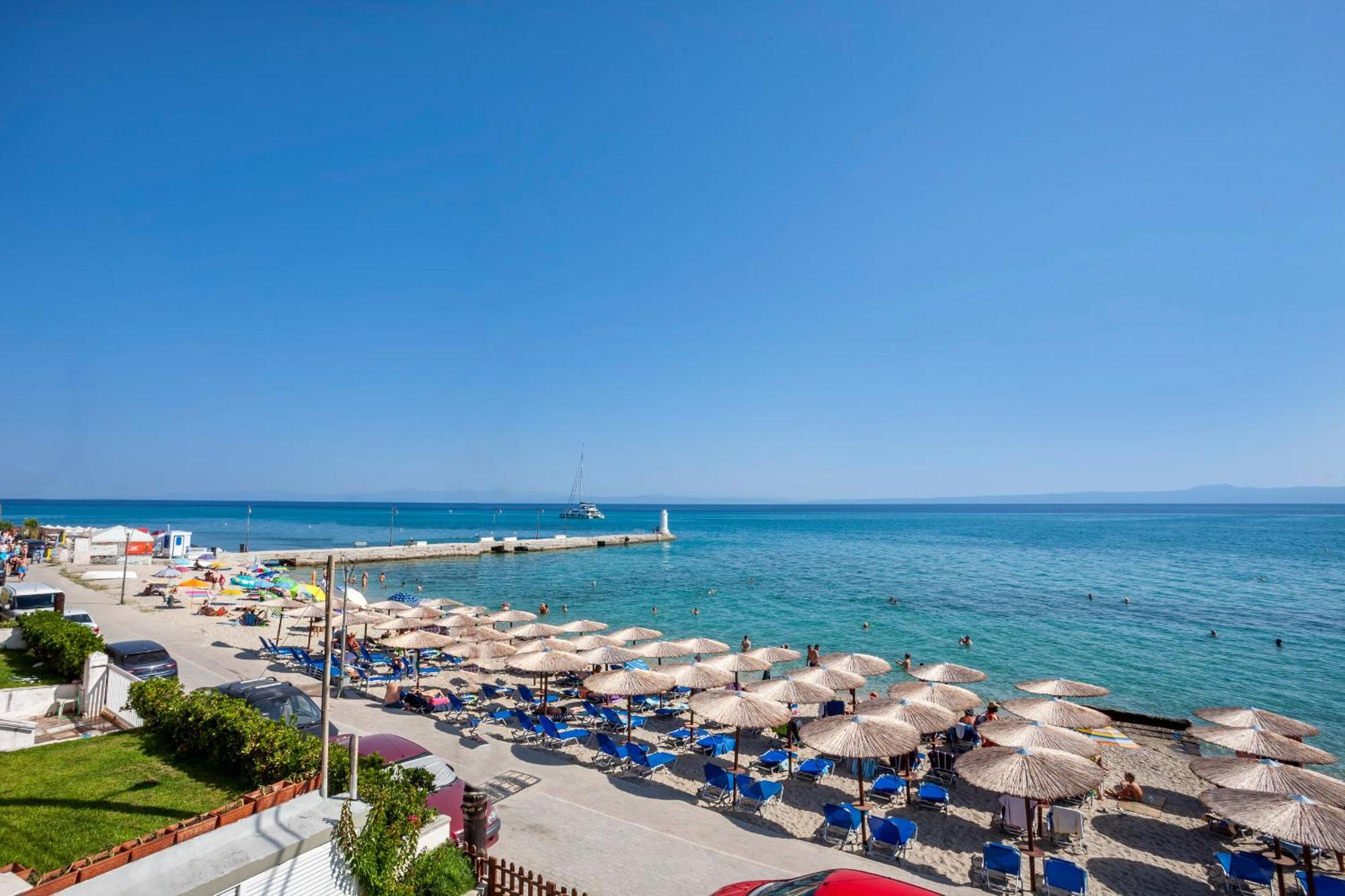 Rafaella Sea View Apartments 2 Pefkochori Bagian luar foto